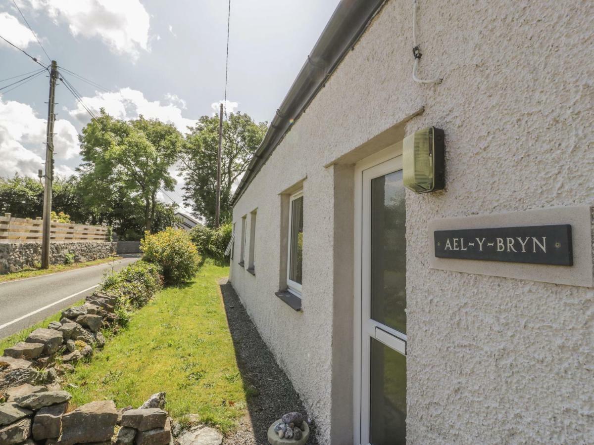 Ael Y Bryn Villa Menai Bridge Exterior photo